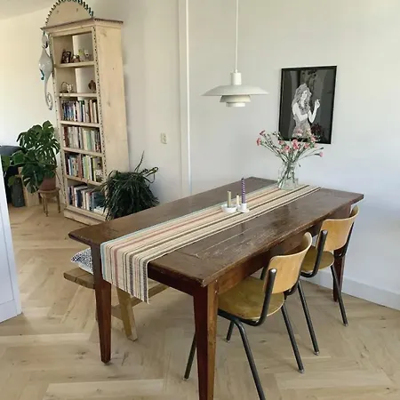 Bed and breakfast Exceptional Bright Double-floor House