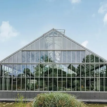 Exceptional Bright Double-floor House Bed & Breakfast